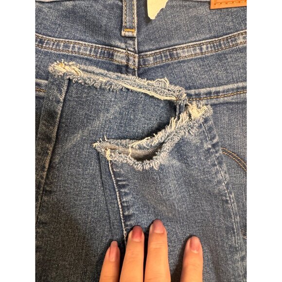 Levi's 721 High Rise Skinny Distressed Jeans Size 24/30 Stretchy Denim NWT $98 - Picture 8 of 13